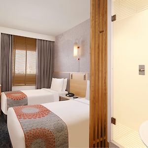 Standard Top floor Twin Room